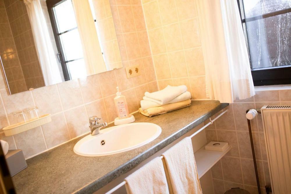 Landhotel Belitz Garni Kusten Екстер'єр фото